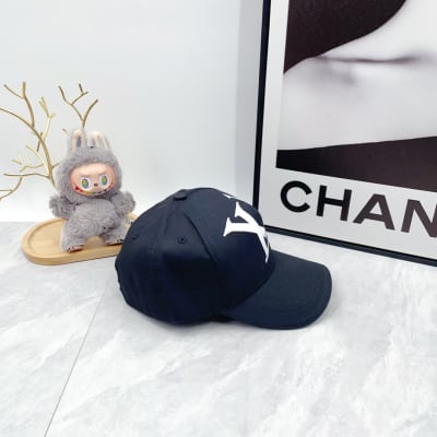 Louis Vuitton Hat — 6